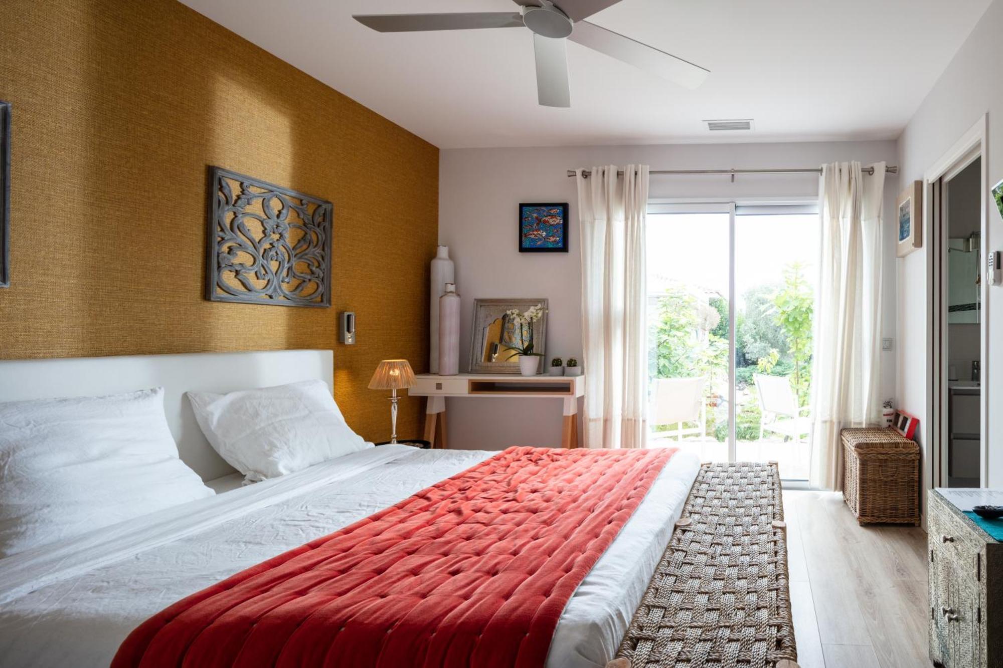 Bed and Breakfast Escapades Lointaines Perpignan Exterior foto