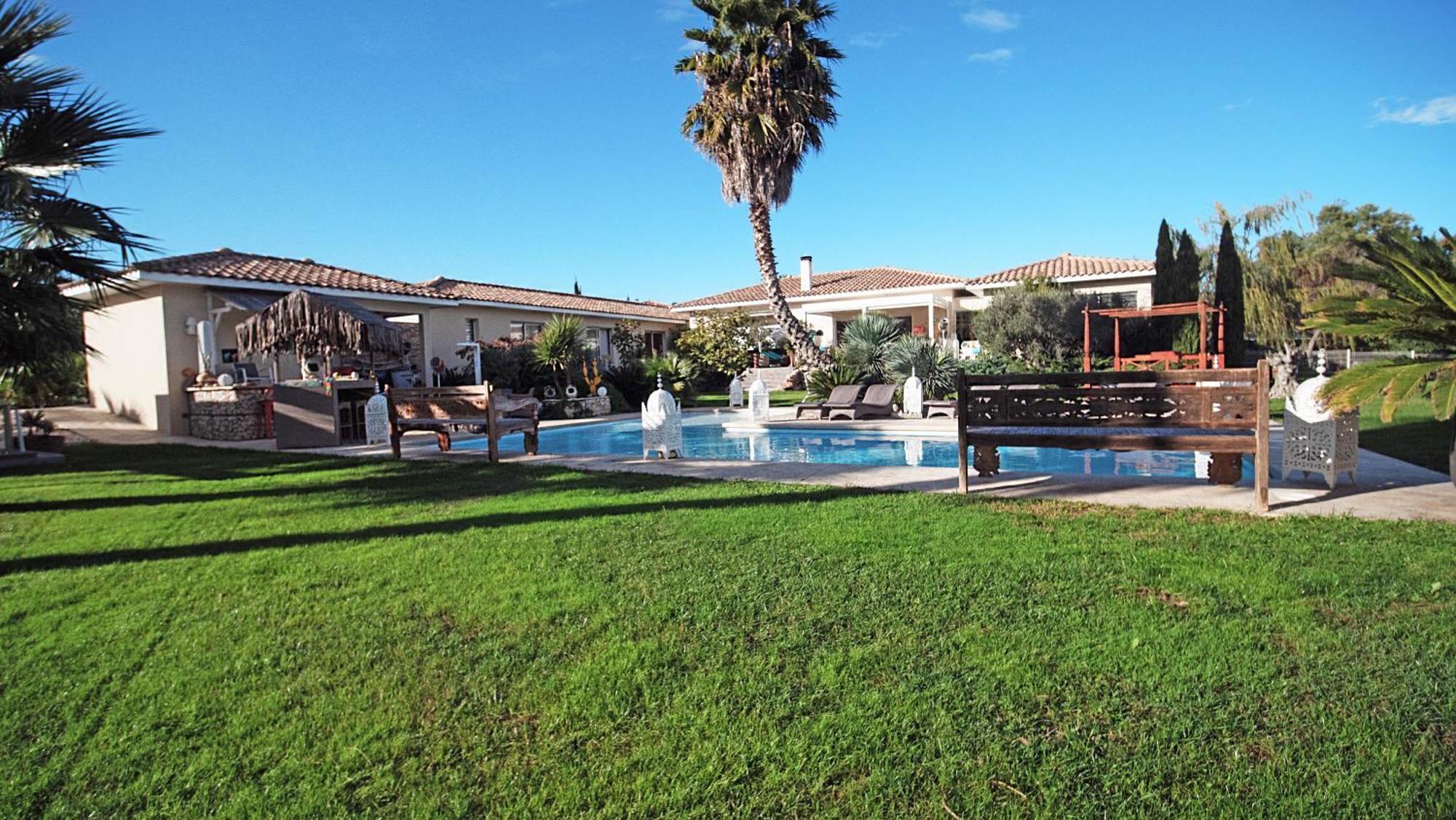 Bed and Breakfast Escapades Lointaines Perpignan Exterior foto